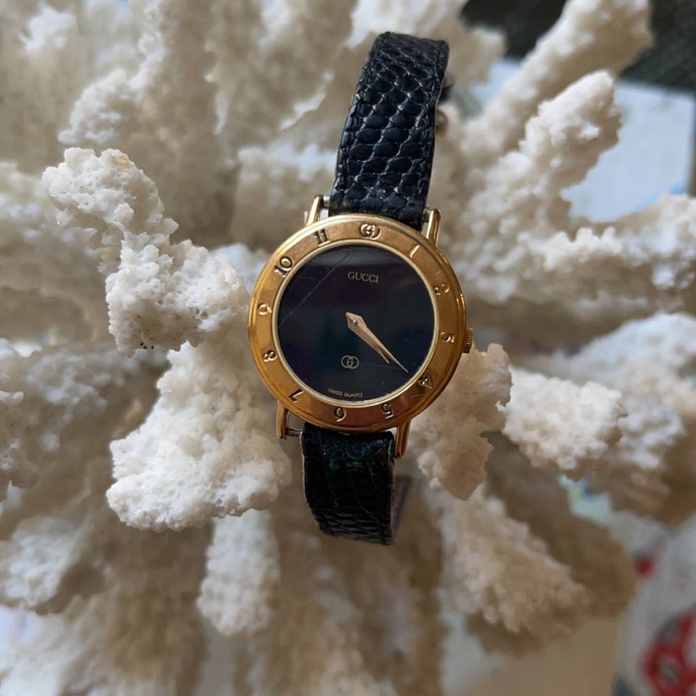Ladies vintage Gucci watch - Picture 7 of 11